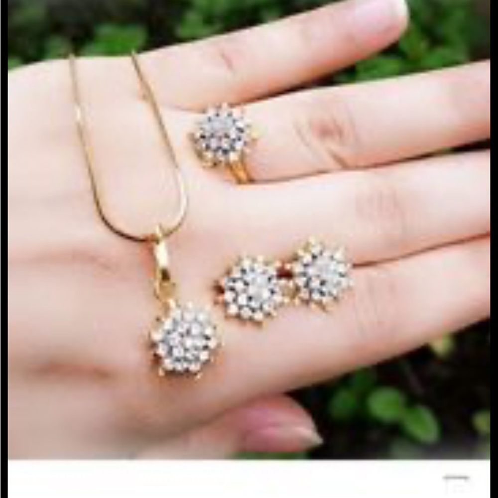 Diamond cut gold plated combo set